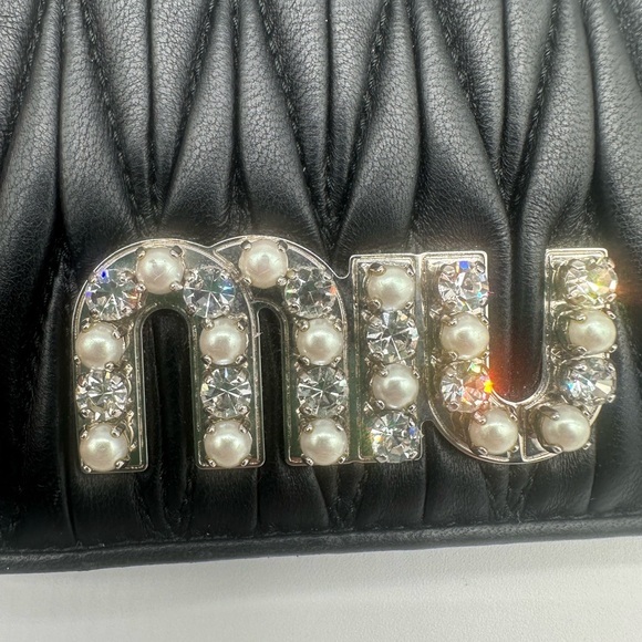 Miu Miu Matelasse Bigold Wallet Bijon Pearl Excellent Like New Condition - Picture 2 of 10